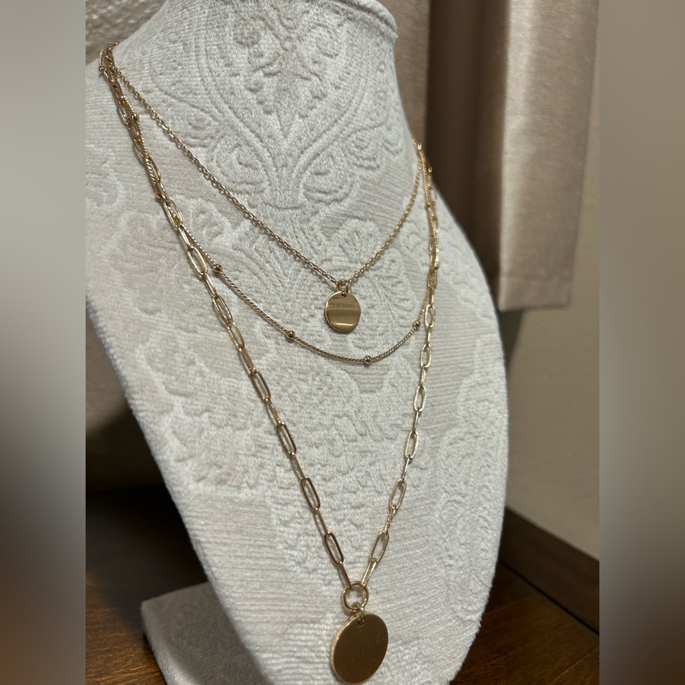 Sold Gold Layered Necklace Set